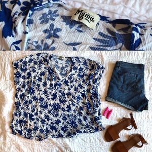 Show Me Your Mumu Senorita Bluebird V Neck Top